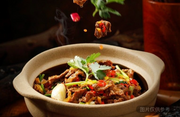 香菜牛肉瓦缽飯