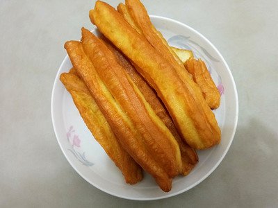炸油條