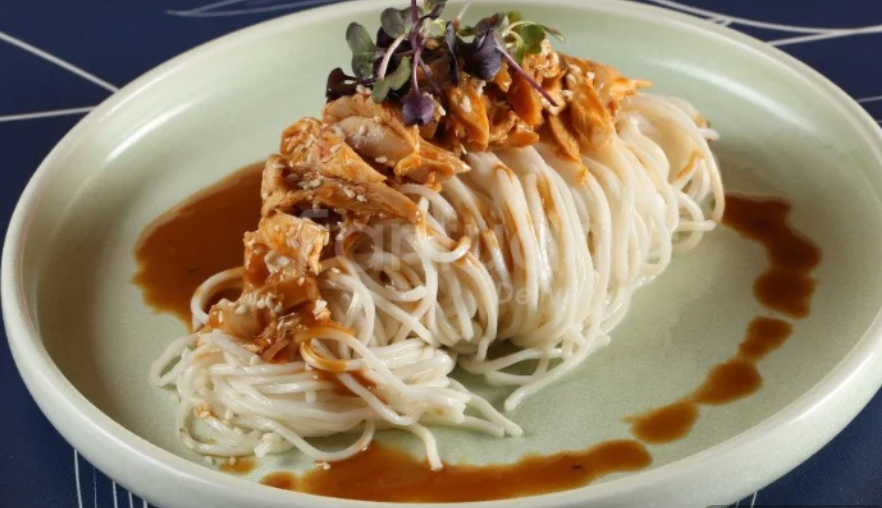 麻醬雞絲涼麵