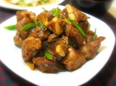 橋底炒排骨