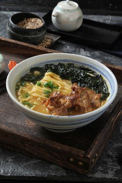 叉燒蛋湯麵