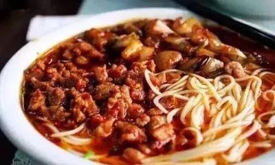 八寶辣醬乾拌麵