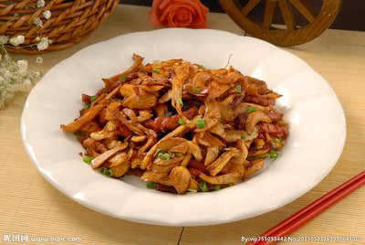 燒汁什菌牛柳粒