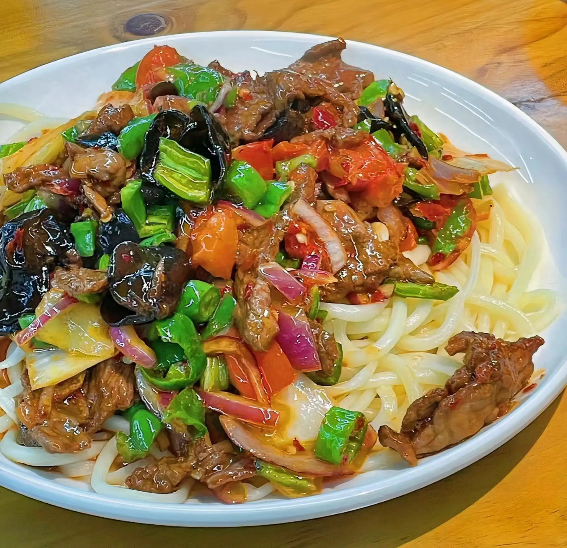 西安牛肉盖面