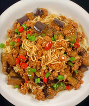 剁椒腊汁肉拌面