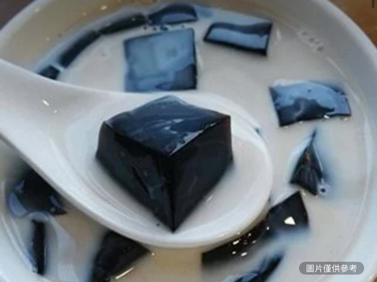 椰汁龜苓膏