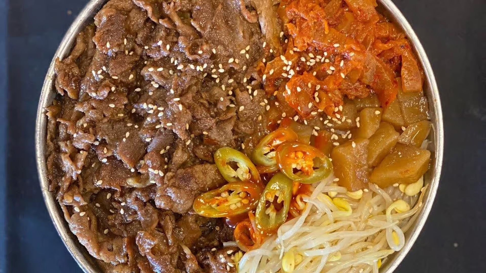 碗 - 肋眼烤肉