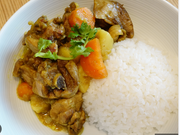 咖哩雞腿飯