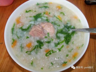 豬紅韭菜粥